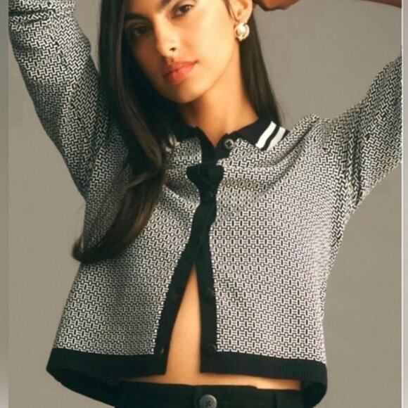 Anthropologie‎ Maeve Plunging Long Sleeve Polo Cardigan Black and Cream Size XXS - Picture 8 of 10